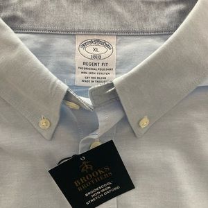 Brooks Brothers - Men’s XL Button Down Oxford in Light Blue - NWT